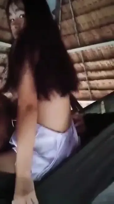	Clip Sex Học Sinh Làm Thêm Ở Cà Phê Chòi Dáng Nuột