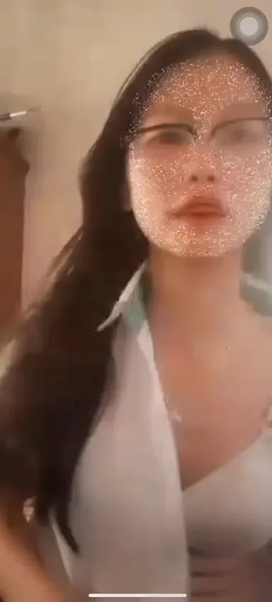 Clip Sex Nguyễn Thanh Hương 2ka8 Nữ Sinh Vú Bự Thích Khoe Hàng