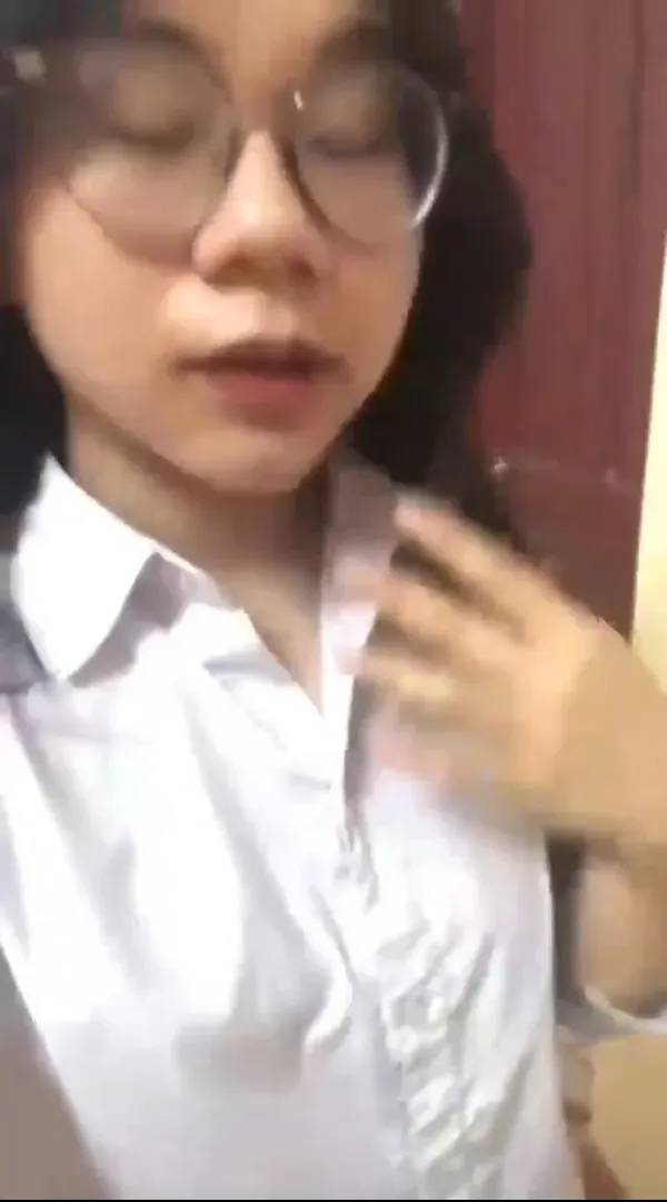 Clip Sex Nguyễn Thị Ngọc Như Bú Lược Thay Cho Cặc