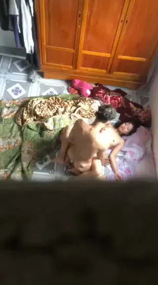 Clip Sex Quay Lén Anh Trai Dắt Gái Về Nhà Địt
